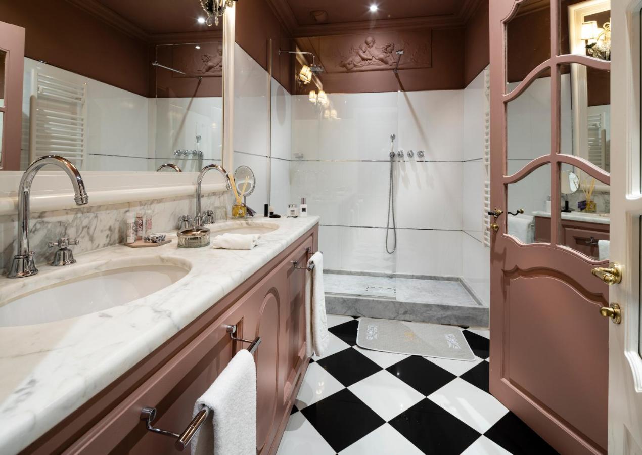 Deluxe Double Room Spa Access