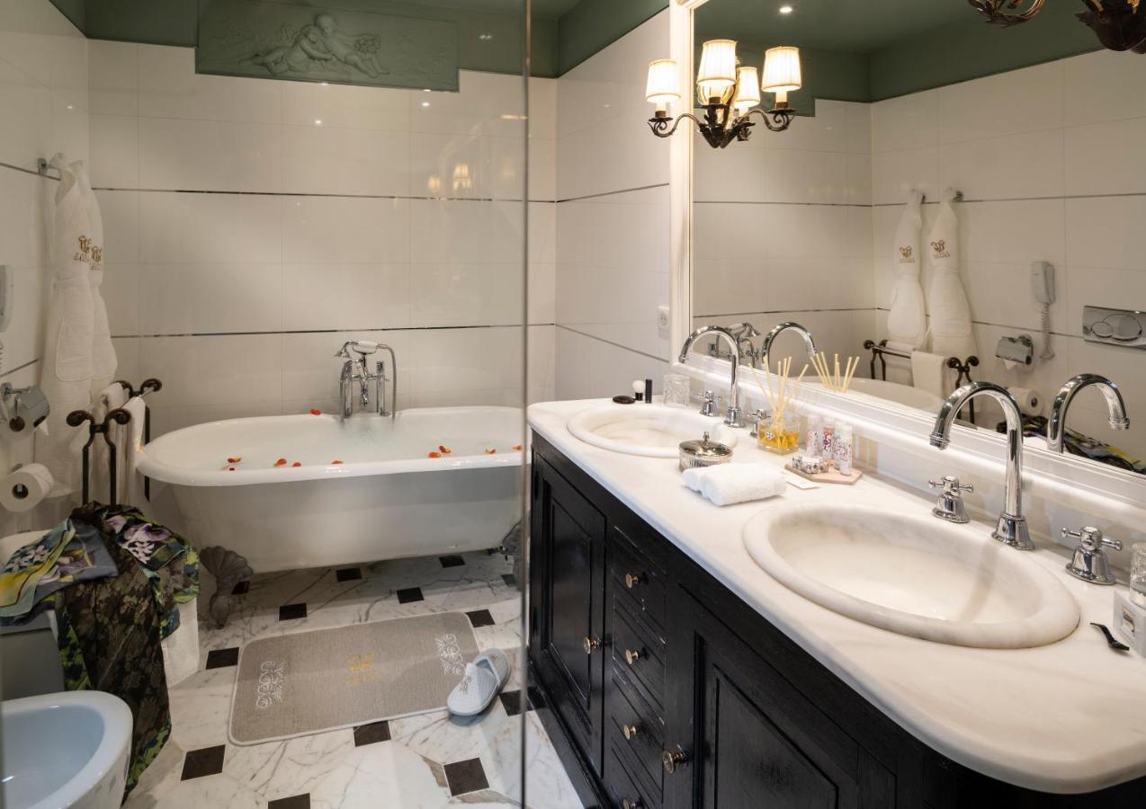 Suite Terrace Spa Access