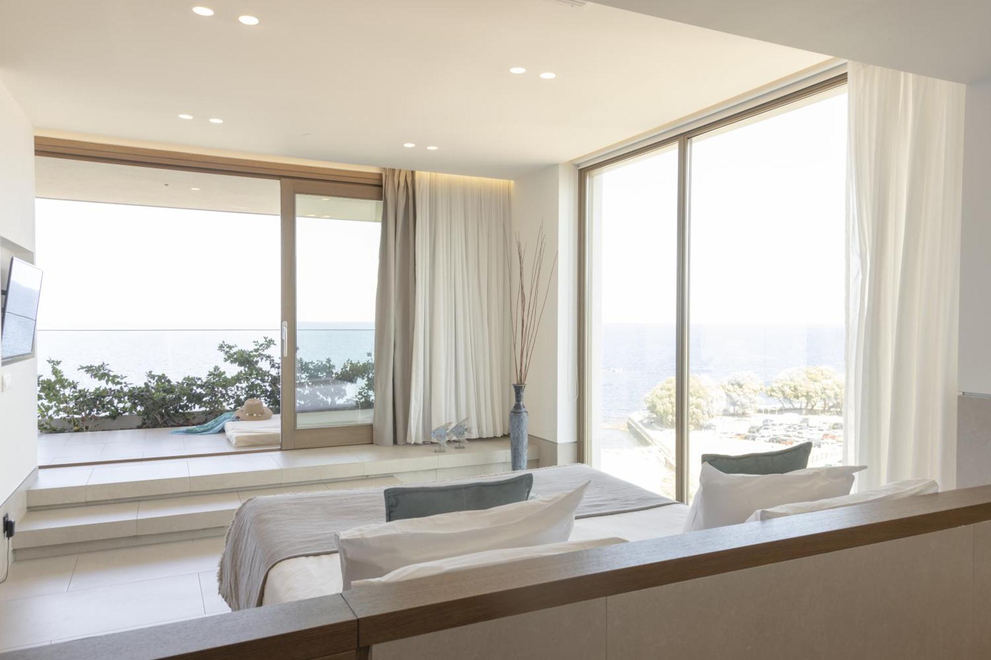 Executive Suite Sea View