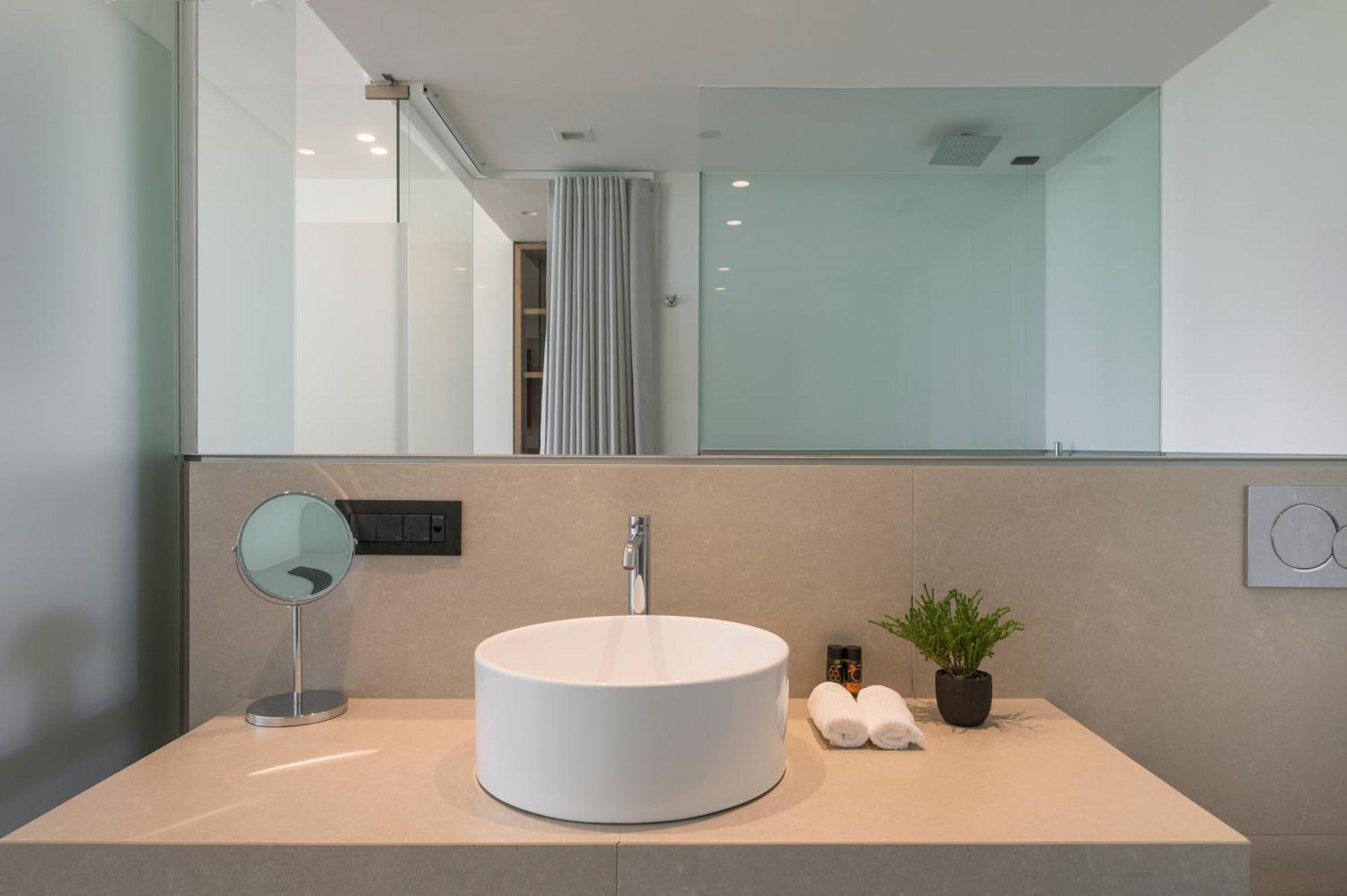 Deluxe Suite private swimming pool