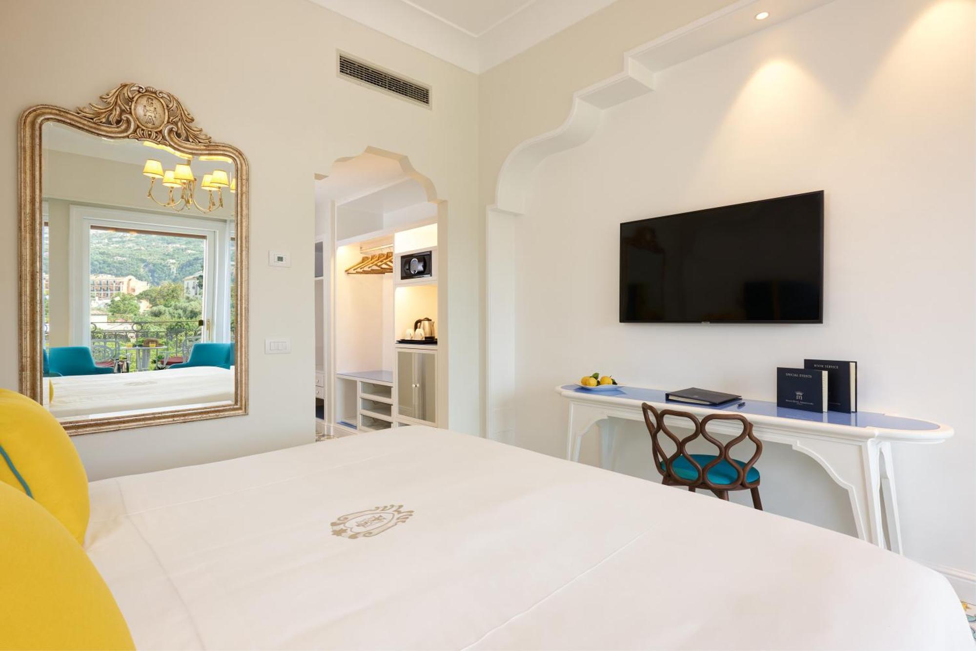 Deluxe Double or Twin Room Balcony