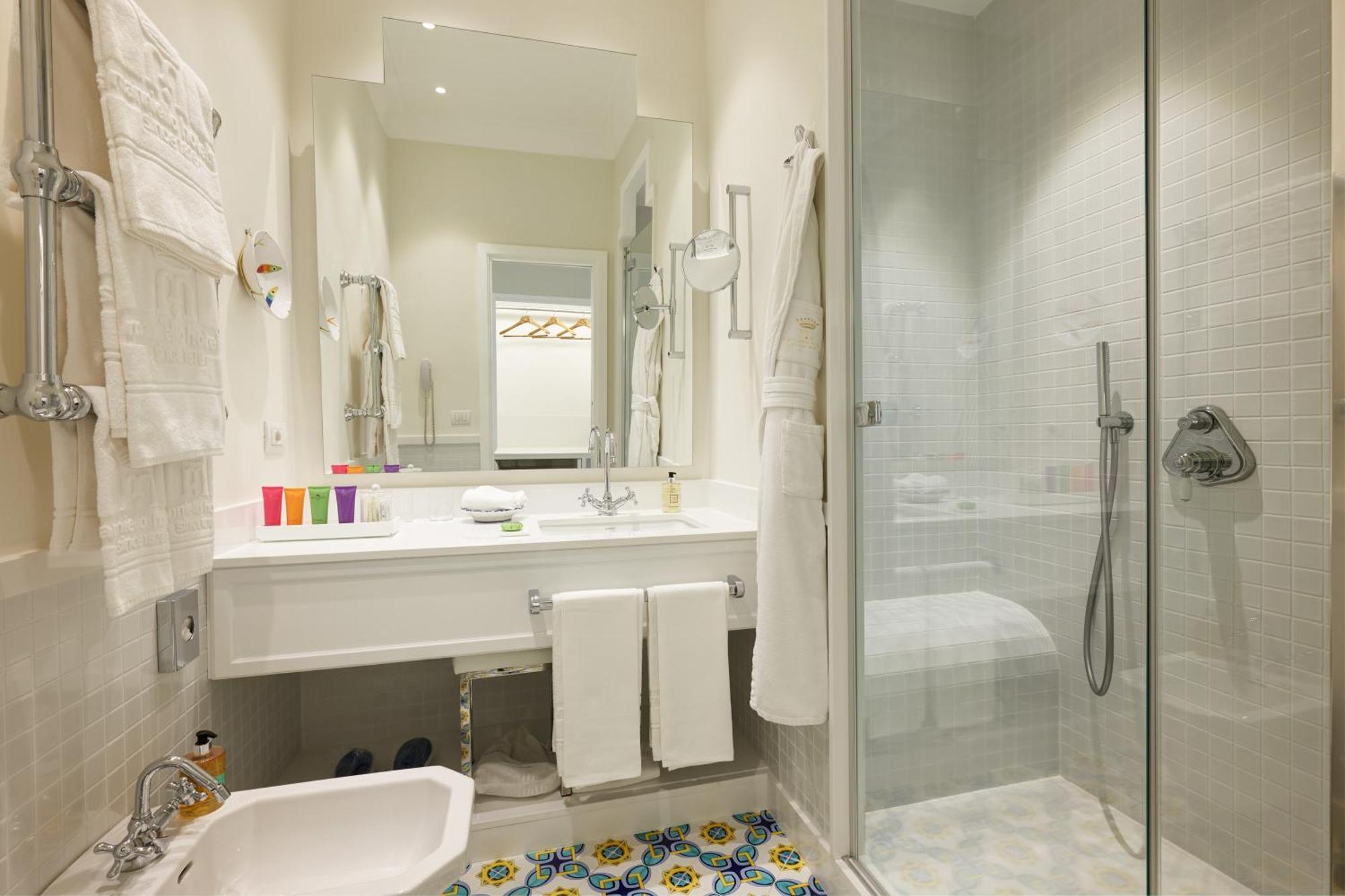 Superior Double or Twin Room Garden View