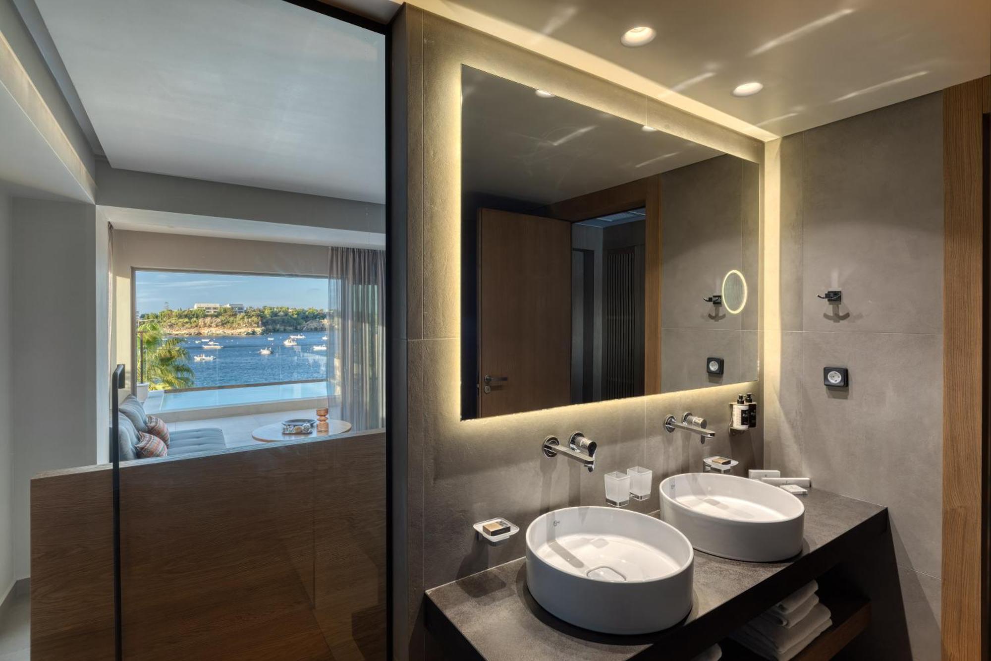 Amber Suite Sea View Plunge Pool
