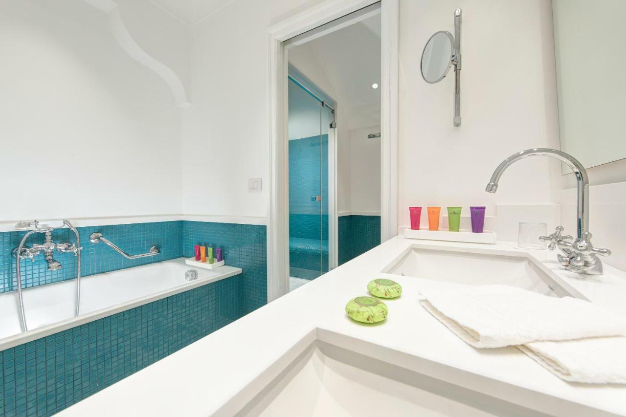 Classic Double or Twin Room Balcony