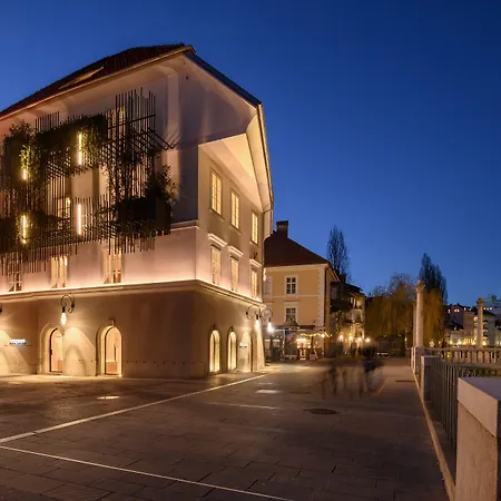 Zlata Ladjica Boutique Hotel-3
