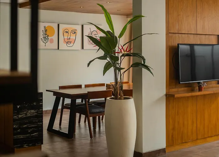 Kayumas Seminyak Resort