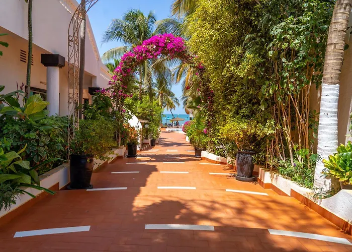 Hôtel AFRICA QUEEN La La Somone
