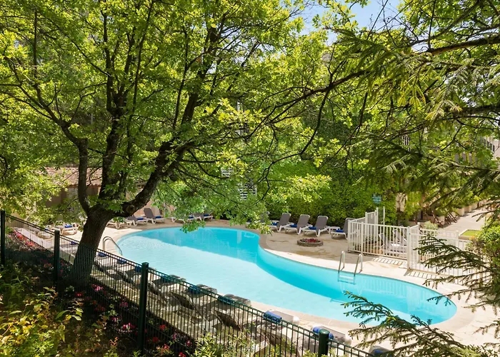 Villa Borghese, The Originals Relais Gréoux-les-Bains