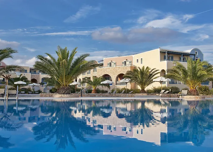 Santo Miramare Beach Resort Períssa