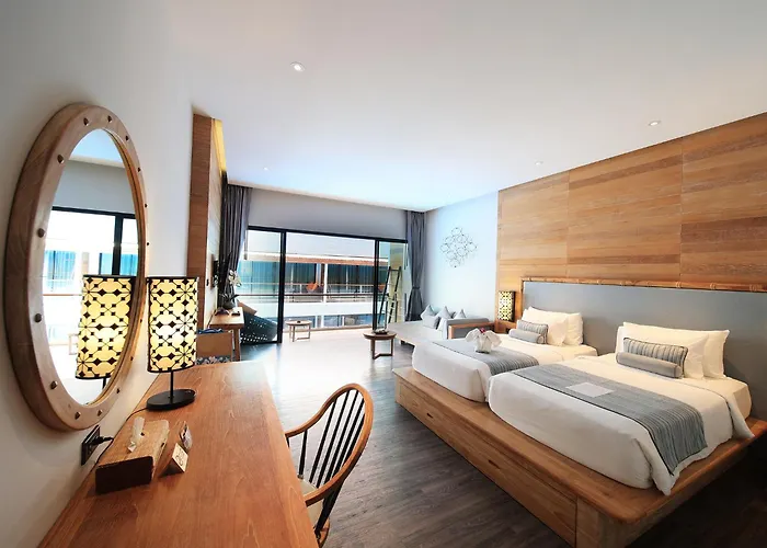 AKIRA Lipe Resort